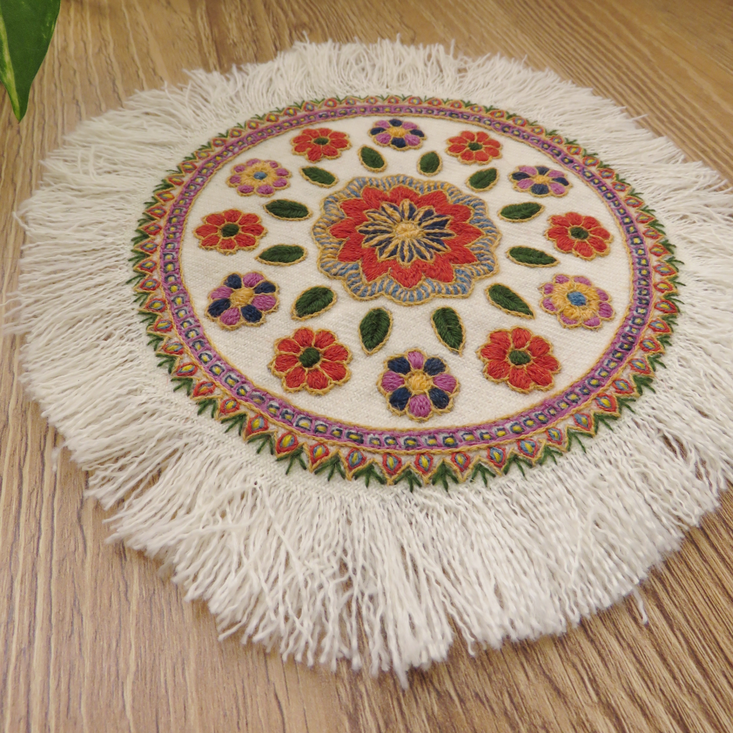 رومیزی پته دوزی کوچک